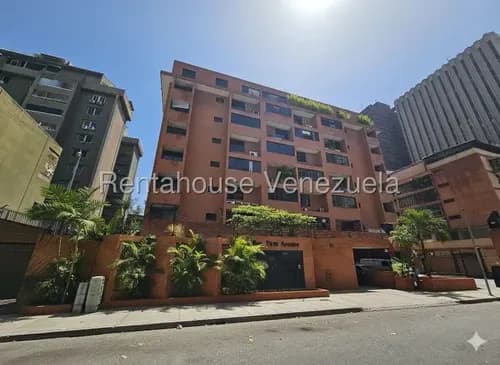 Los Palos Grandes Impecable Apartamento 26-15090 G.s.