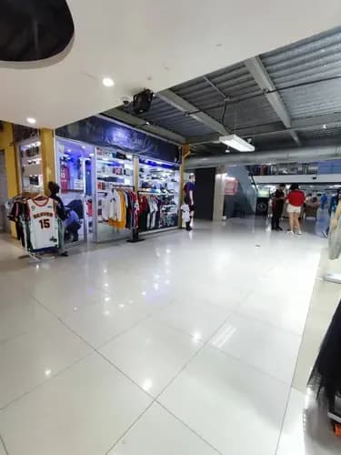 Venta Local Comercial C.c Gran Bazar, San Diego Z45-02