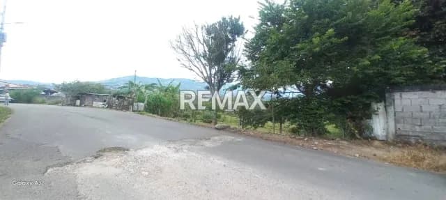 Terreno en Venta ubicado en Tucapé al lado de Urbanización La Pradera