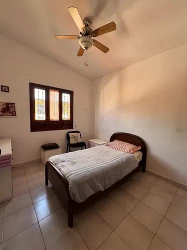 Marisela Correa Vende Casa De Dos Niveles En La Av Las Palmas, Urb El Bosque.