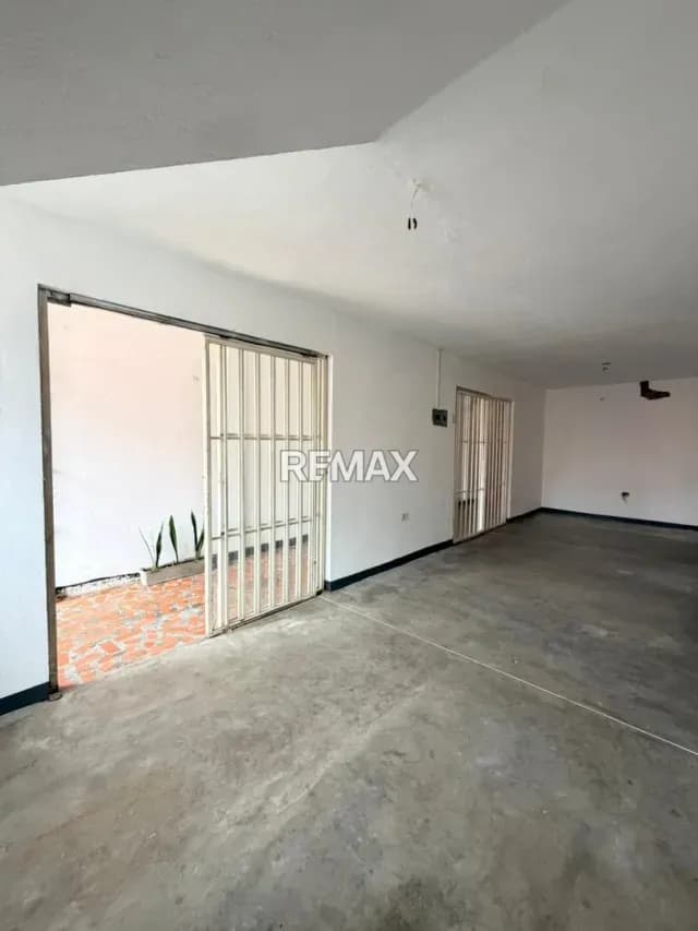 Alquiler local en barrio obrero N 8