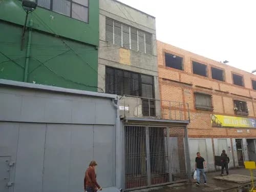 En Venta Edificio Comercial En Catia. 845 Usd X M2. Rd