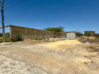 Terreno en venta en Puerta Maraven, Punto Fijo, Falcón - $14k