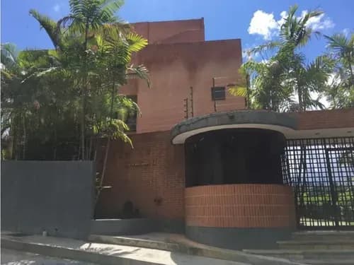 Se Vende O Alquila: Penthouse En El Peñón, Baruta.