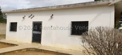 Lcda. Milagros Carrasquel Casa Venta Barquisimeto Lara Zona Norte Tamaca Economica Residencial Economico Código Inmobiliaria Rent-a-house 26-2645