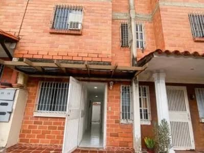 Townhouse Bosque verde Guatire