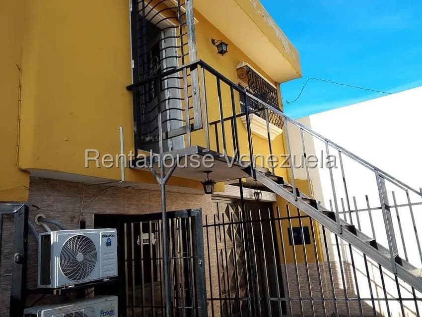 Comercial (Local Comercial) en Alquiler en Centro, Lara