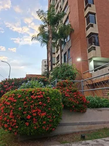 (hl28) Vendo Hermoso Apartamento En El Parral