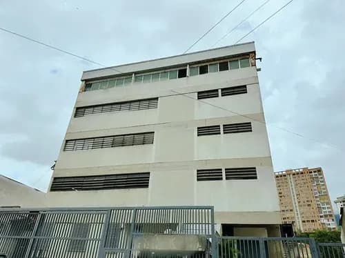 Edificio En Venta En La Zona Industrial De Palo Verde