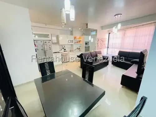 Naudy Escalona & Maribel Morillo Asesores Inmobiliarios De Rentahouse Venden Hermoso , Agradable Y Moderno Apartamento En Zona Este 26-7722 Barquisimeto