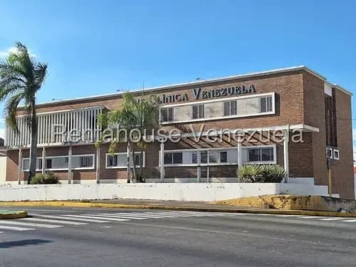 Clinica En Venta Inm Av. Cedeño Valencia Totalmente Operativa, Muy Bien Ubicada En La Ciudad Y En Excelentes Condiciones De Mantenimiento. Cuenta Con Todos Los Servicios. 25-15633