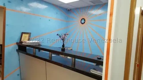 176m2 Disponible: En La Candelaria, Oficina Equipada/funcionado ( Telef, Internet, Mobiliario) Frente Al Cc Sambil Mls#24-1200