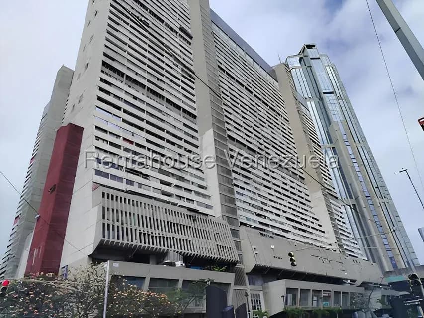 Apartamento (Duplex) en Venta en Parque Central, Distrito Metropolitano