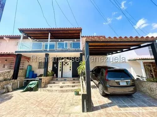 Diana Blanco Vende Moderna Y Espectacular Casa En La Ribereña, Cabudare, Cód. 26-13962, Espaciosas Habitaciones, Elegante Sala-comedor, Espectacular Piscina Con Parrillera.