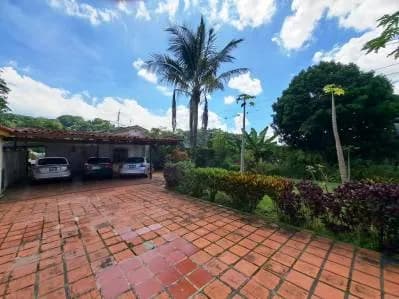LOS CAMPITOS Hermosa casa de una sola planta y 5.000mt2 de terreno.