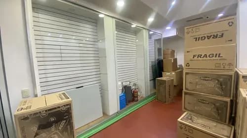 Local En Alquiler En Centro Comercial Santa Fe De 17m2