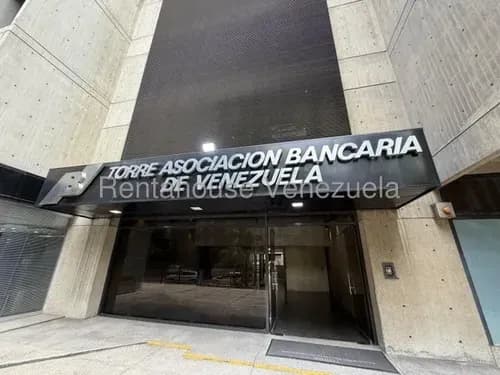 Oficina En Alquiler,el Rosal Mls #26-21384