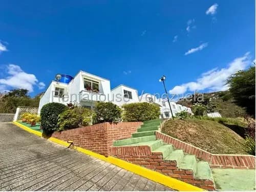 Venta Townhouse Bosques De La Lagunita Ls