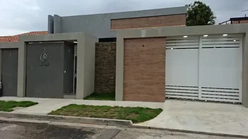 (solo Clientes) Grabiela Vende Casa De Lujo Trigal Norte Calle Cerrada