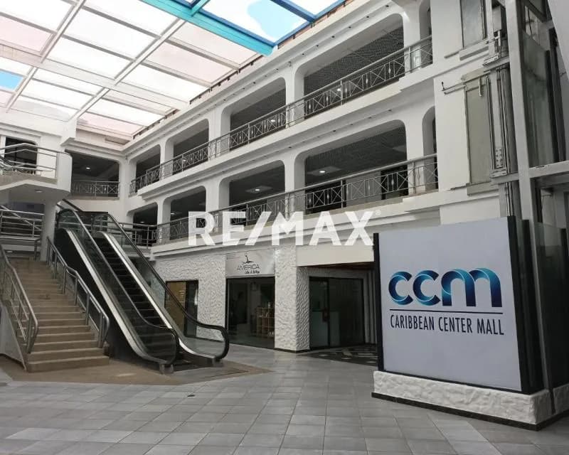 OPORTUNIDAD ÚNICA DE PRESTAR UN SERVICIO, ADQUIRIENDO UN LOCAL COMERCIAL EN EL CENTRO COMERCIAL CARIBBEAN MALL, COMBINACIÓN PERFECTA DE UBICACIÓN ESTRATÉGICA Y BUEN PRECIO