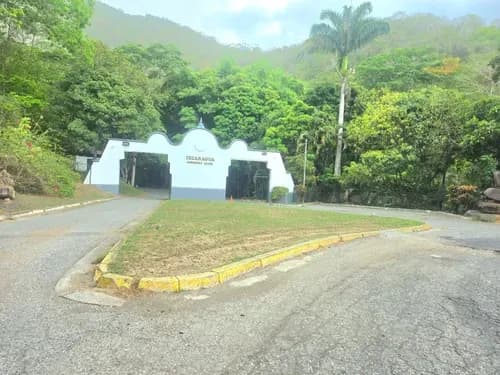 Casa En Construcción En Izcaragua Country Club