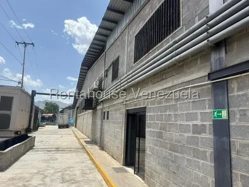 Venta De Galpón / Terrinca / Ls 26-15688 Yg
