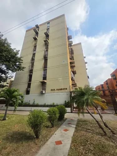 Apartamento En Venta Ubicado En Residencia Cumboto Base Aragua Maracay Edo. Aragua.ms