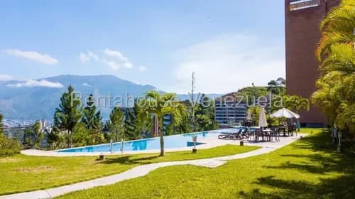 Af- Apartamento En Venta En El Solar Del Hatillo, Amplio, Con Vista Panorámica Al Ávila, Edificio Con Piscina, Gimnasio, Puestos De Visitante, Agua Contante Y Vigilancia
