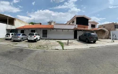 Casa Comencial En Alquiler En San Jose De Tarbes Jc-lp
