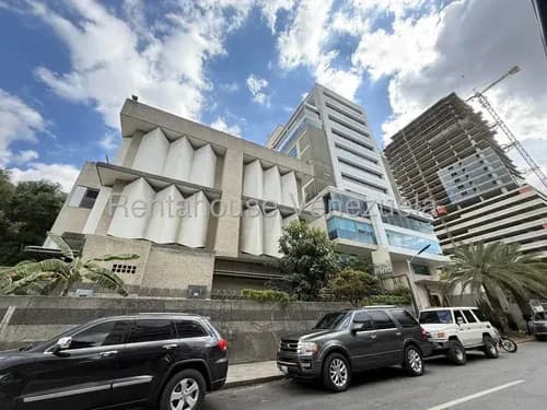 El Spot Ideal En Las Mercedes Cuerpo: 70.54m2 De Puro Potencial - Franklin Marcano Mls #26-11094