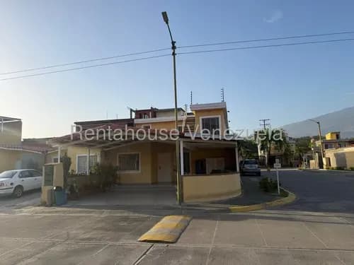 Casa En Venta - Guatire - Deigmarys Gil - Mls 26-15613