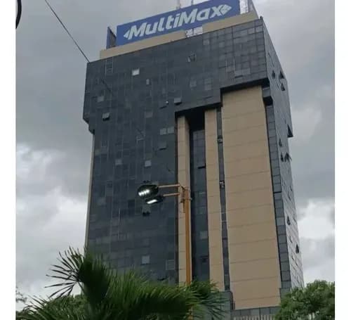 Oficina En Alquiler En Torre Camoruco Av. Bolivar Norte Hs-9581171