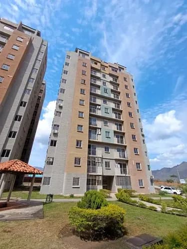 Venta: Exclusivo Penthouse En Residencias Montemayor, San Diego, Fcaballero