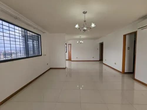 Mc Vende Apartamento Duplex En Valles De Camoruco, Valencia - Skg-011
