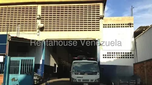 Galpón Industrial Estratégico En Venta La Urbina Abm
