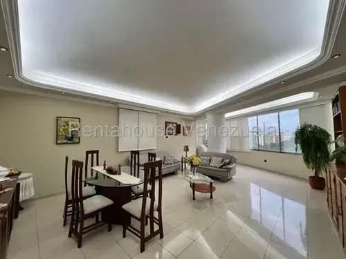 De 166mts2 Se Vende Un Apartamento De Lujo En La Urbanizacion San Isidro De Maracay 26-3036 Mmarin