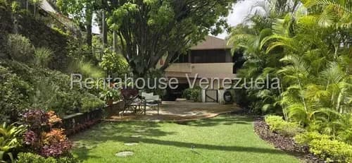 Casa En Venta Con Apartamento Independiente San Rafael De La Florida #26-17708