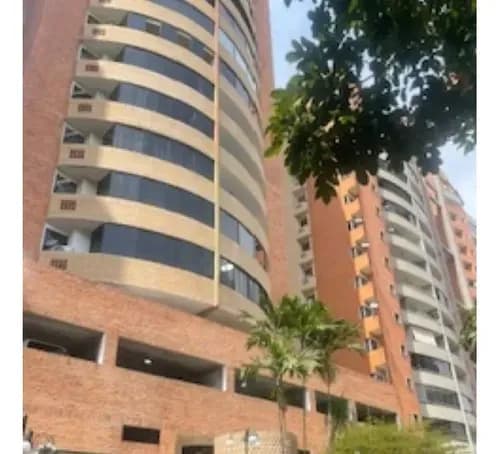 Alquilo Apartamento El Parral Sin Amoblar 3 Hab, 2 Baños 2 Puestos, Pozo Planta