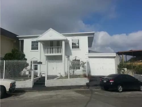 Vendo Casa 600m2 Parque El Retiro 3904