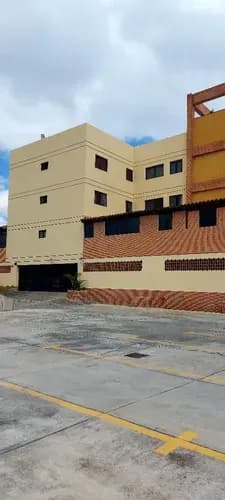 Apto De 5 Hab 5 Baños 4 Puestos 1 Maletero 1 Anexo P Marmol
