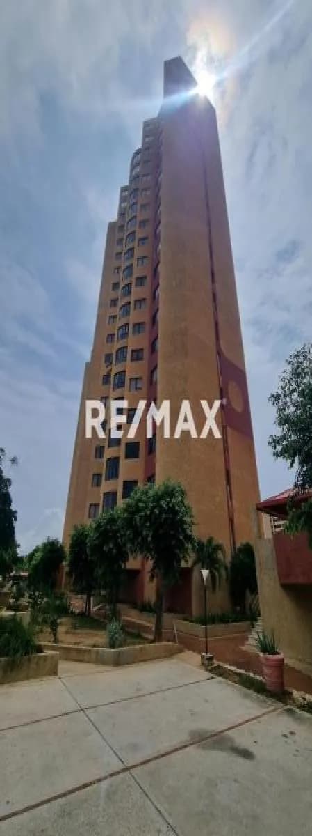 Apartamento en Residencias Premiun Av El Milagro