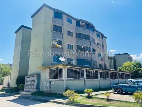 Apartamento En Venta La Sabana Guatire 26-19428. Jt