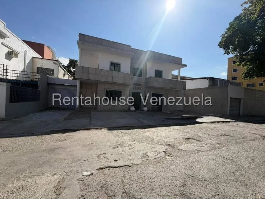 Comercial (Local Comercial) en Alquiler en Santa Monica, Distrito Metropolitano