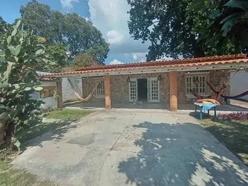Casa En Urb Las Morochas En San Diego Bella Y Amplia Con Agua De Pozo Jose Félix