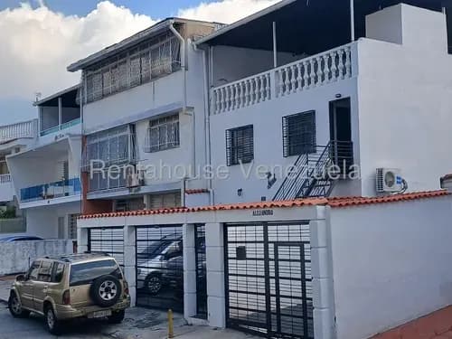 Casa En Venta, Urb. El Llanito