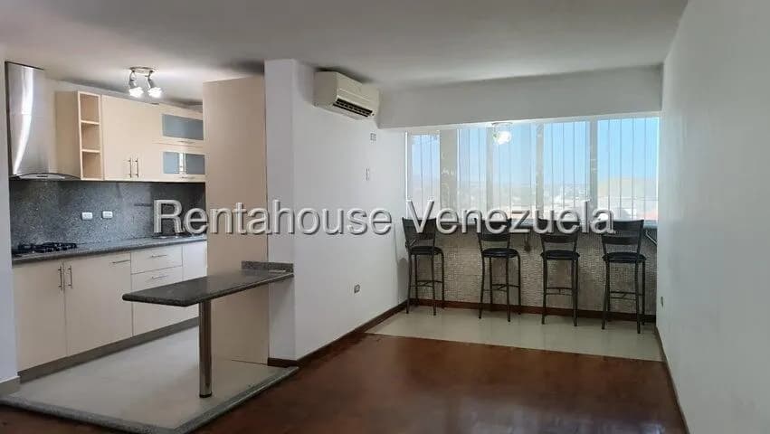 Apartamento (1 Nivel) en Alquiler en Nueva Segovia, Lara