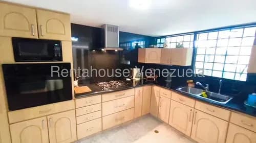 Linda Casa En Venta En El Marques 26-20366 Ma