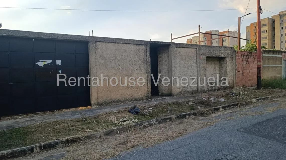 Terreno (Residencial) en Venta en Ciudad Jardin Manongo, Carabobo