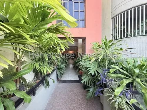 Espectacular Apartamento En Venta En Avenida La Mata Cabudare, Vista Panorámica, Vigilancia 24/7, Ideal Para Quien Busca Comodidad. Yolmar Mendoza