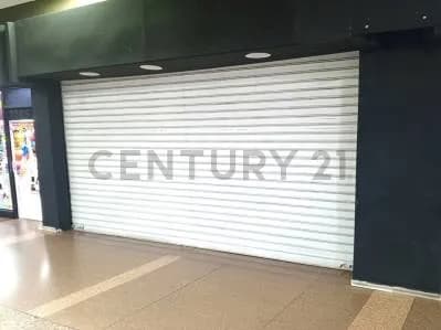 Local Comercial en Alquiler - Unicentro El Marqués, Caracas - ¡Alto Tráfico!
